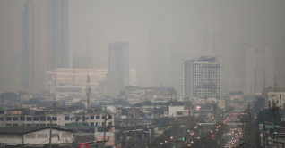 থাইল্যান্ডে বায়ু দূষণ চরমে, ২ লাখ মানুষ হাসপাতালে 