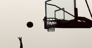 নারী খেলোয়াড় হেনস্থা: কোচকে বিরত রাখার নির্দেশ