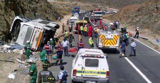 গিনিতে বাস দুর্ঘটনায় শিক্ষার্থীসহ নিহত ২৪ গিনিতে বাস দুর্ঘটনায় শিক্ষার্থীসহ নিহত ২৪