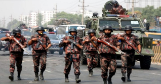 সারাদেশে ৩১৩ প্লাটুন বিজিবি মোতায়েন সারাদেশে ৩১৩ প্লাটুন বিজিবি মোতায়েন