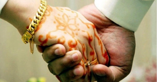 মা হতে চান স্ত্রী, প্যারোলে মুক্তি পেলেন স্বামী