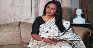 এরশাদের সাবেক স্ত্রী বিদিশা জাপার ‘ভারপ্রাপ্ত চেয়ারম্যান’ এরশাদের সাবেক স্ত্রী বিদিশা জাপার ‘ভারপ্রাপ্ত চেয়ারম্যান’