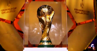 ঢাকায় এলো বিশ্বকাপের ট্রফি ঢাকায় এলো বিশ্বকাপের ট্রফি