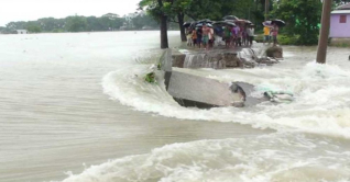 উত্তরে নদনদীর পানি বাড়ছে, বন্যার শঙ্কা উত্তরে নদনদীর পানি বাড়ছে, বন্যার শঙ্কা