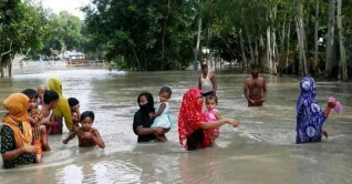 বন্যায় বিভিন্ন রোগে আক্রান্ত ১৯ হাজারের বেশি, মৃত্যু ১২১