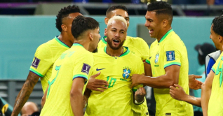 গোল নাচ ছন্দে কোয়ার্টারে ব্রাজিল গোল নাচ ছন্দে কোয়ার্টারে ব্রাজিল