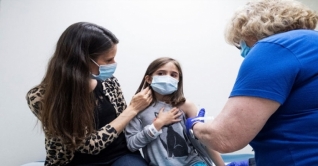 শিশুদের জন্য করোনা টিকার অনুমোদন দিল কানাডা