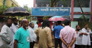 ঢাকার উত্তর-দক্ষিণ সিটিতে ভোট শুরু