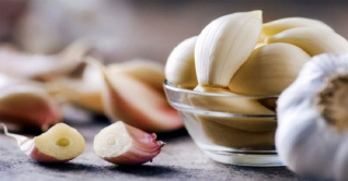 চীনে নবদম্পতিদের বিয়েতে রসুন উপহারের প্রথা চীনে নবদম্পতিদের বিয়েতে রসুন উপহারের প্রথা