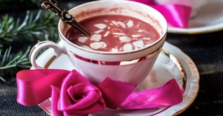 জেনে নিন গোলাপি চায়ের স্বাস্থ্য উপকারিতা জেনে নিন গোলাপি চায়ের স্বাস্থ্য উপকারিতা