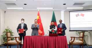 সোমবার থে‌কে বাংলা‌দে‌শি শিক্ষার্থী‌দের ভিসা দে‌বে চীন