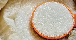 হু হু করে বাড়ছে চিনির দাম, চাহিদা অনুপাতে যোগান কম হু হু করে বাড়ছে চিনির দাম, চাহিদা অনুপাতে যোগান কম