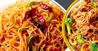 চিলি গার্লিক নুডলস তৈরির সহজ রেসিপি চিলি গার্লিক নুডলস তৈরির সহজ রেসিপি