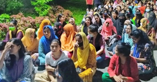 চবিতে ছাত্রী হেনস্তার ঘটনায় দুইজন শনাক্ত