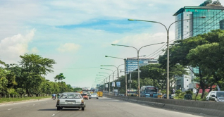 আজ রাতে বিমানবন্দর সড়ক এড়িয়ে চলার অনুরোধ আজ রাতে বিমানবন্দর সড়ক এড়িয়ে চলার অনুরোধ