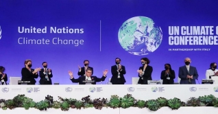 নানা নাটকীয়তায় শেষ হলো জলবায়ু সম্মেলন নানা নাটকীয়তায় শেষ হলো জলবায়ু সম্মেলন