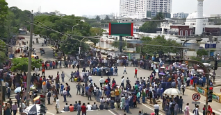 সাত কলেজের শিক্ষার্থীরা ফের আন্দোলনে নামছে সাত কলেজের শিক্ষার্থীরা ফের আন্দোলনে নামছে