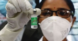 টিকা দেয়া শুরু বুধবার, প্রথম নেবে কুর্মিটোলার নার্স