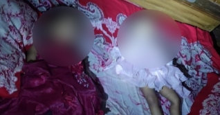 বিছানায় দুই শিশুকন্যার লাশ, মা ঝুলছিল সিলিং ফ্যানে