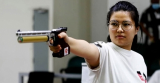 ১০ মিটার এয়ার পিস্তলে স্বর্ণ জিতলেন তুরিং দেওয়ান ১০ মিটার এয়ার পিস্তলে স্বর্ণ জিতলেন তুরিং দেওয়ান