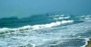 গুলাবের প্রভাবে সাগর উত্তাল, দুই নম্বর সংকেত গুলাবের প্রভাবে সাগর উত্তাল, দুই নম্বর সংকেত