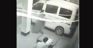 চট্টগ্রামের ক্লিনিক থেকে ১৩ সেকেন্ডেই বাচ্চা চুরি!