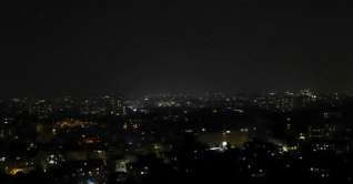 মধ্যরাতে হঠাৎ রাজধানীতে বিদ্যুৎ বিভ্রাট মধ্যরাতে হঠাৎ রাজধানীতে বিদ্যুৎ বিভ্রাট