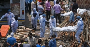 ভারতে করোনায় দৈনিক মৃত্যু ও শনাক্ত কমেছে