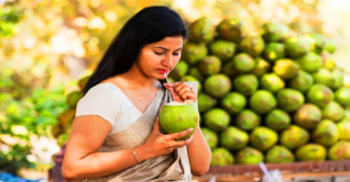 ডাবের পানি খেলে কি ওজন কমে? ডাবের পানি খেলে কি ওজন কমে?