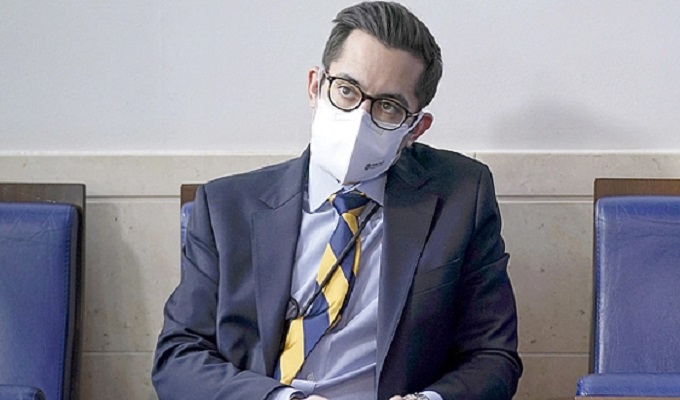 বাইডেনের উপ-প্রেস সচিব টিজে ডাকলো। ছবি : সংগৃহীত