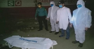 রাস্তায় পড়ে আছে দেহ, করোনা ভয়ে কাছে গেল না কেউ