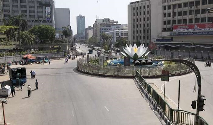 প্রধানমন্ত্রীর নির্দেশে আসছে `কড়া লকডাউন`
