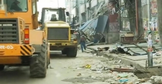 সুন্দরবন মার্কেটের অবৈধ স্থাপনা উচ্ছেদে ডিএসসিসি