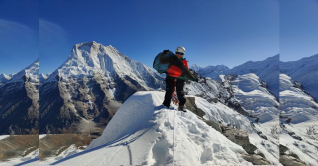 প্রথম বাংলাদেশি নারী হিসেবে ডোলমা খাং চূড়ায় পা রাখলো বীথি