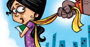 বোনকে উত্ত্যক্ত, প্রতিবাদ করায় ভাইকে কুপিয়ে জখম