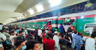 ঈদযাত্রায় ২৫ শতাংশ স্ট্যান্ডিং টিকিট