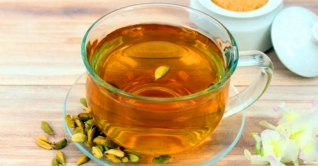 এলাচ ভিজিয়ে পানি খান সকালে, সারবে বহু অসুখ এলাচ ভিজিয়ে পানি খান সকালে, সারবে বহু অসুখ