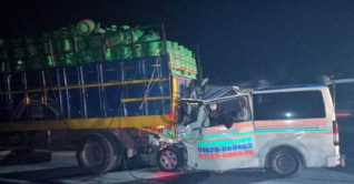 জাজিরায় ট্রাকের ধাক্কায় অ্যাম্বুলেন্সের ৬ যাত্রী নিহত