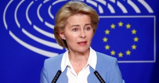 রাশিয়ার বিরুদ্ধে আরও নিষেধাজ্ঞা দিতে প্রস্তুত ইইউ