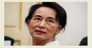 আটকের পর প্রথমবার সশরীরে আদালতে সু চি আটকের পর প্রথমবার সশরীরে আদালতে সু চি