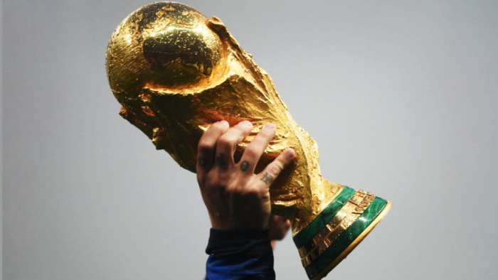 ফিফা বিশ্বকাপের ট্রফি। ছবি : এএফপি