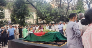 সর্বস্তরের মানুষের শ্রদ্ধায় সিক্ত গাফ্‌ফার চৌধুরী