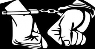 সাতক্ষীরায় স্কুলছাত্রীকে নির্যাতন; গ্রেফতার ২