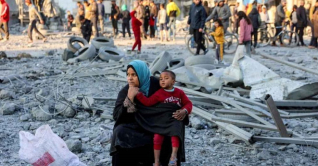 গাজায় ইসরায়েলের হামলায় প্রাণহানি ছাড়াল ৫২ হাজার ২০০ গাজায় ইসরায়েলের হামলায় প্রাণহানি ছাড়াল ৫২ হাজার ২০০