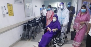 ফের হাসপাতালে নেয়া হচ্ছে খালেদা জিয়াকে ফের হাসপাতালে নেয়া হচ্ছে খালেদা জিয়াকে