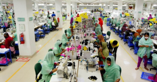 ১০০ পোশাক কারখানা বন্ধ, বেকার ৫০ হাজার শ্রমিক: বিজিএমইএ ১০০ পোশাক কারখানা বন্ধ, বেকার ৫০ হাজার শ্রমিক: বিজিএমইএ