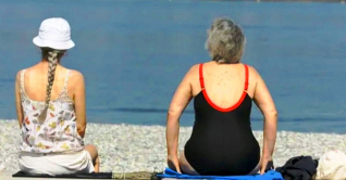 তীব্র গরমে নারীদের ঝুঁকি বেশি: গবেষণা