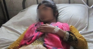 কুপ্রস্তাবে রাজী না হওয়ায় স্কুলছাত্রীকে ছুরিকাঘাত