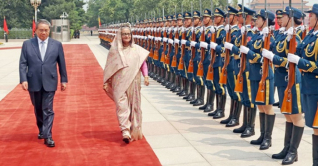 চীনের গ্রেট হলে শেখ হাসিনাকে রাষ্ট্রীয় অভ্যর্থনা চীনের গ্রেট হলে শেখ হাসিনাকে রাষ্ট্রীয় অভ্যর্থনা
