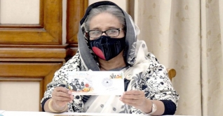 একুশে পালনের সুবর্ণজয়ন্তী:ডাকটিকিট অবমুক্ত করলেন প্রধানমন্ত্রী